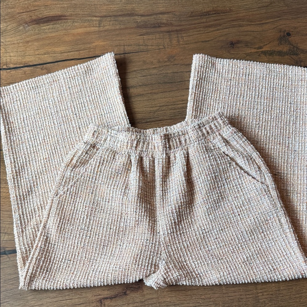 Cozy Cream tweed outfit